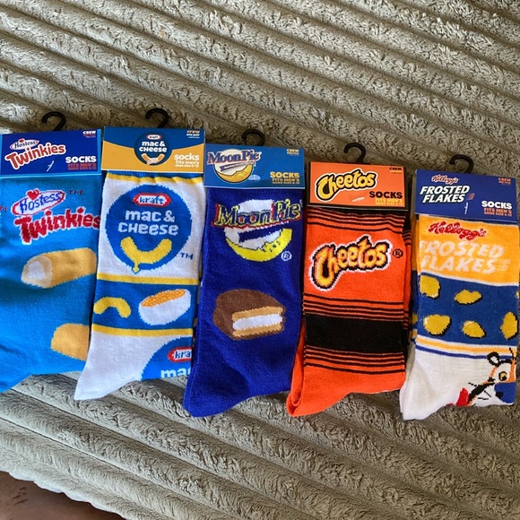 Other - Five (5) Pack Novelty Socks 🧦 NWT Fits Men’s Shoe Size 6-12 Unisex 💙🩵🧡❤️💚